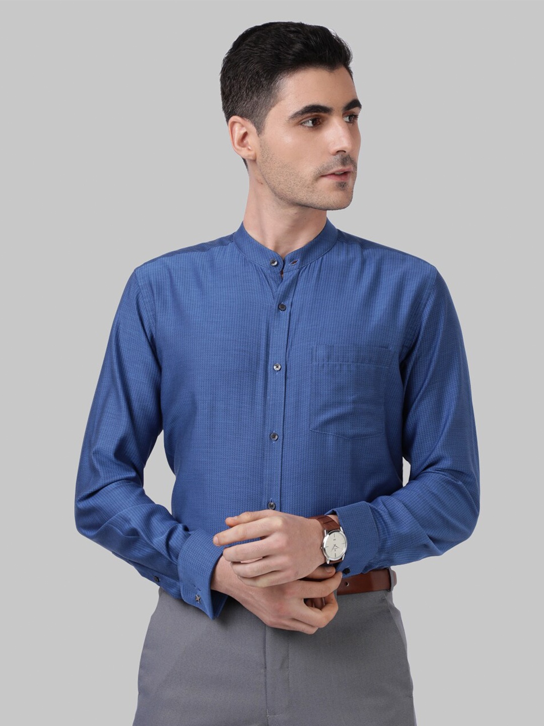 

Park Avenue Men Blue Slim Fit Formal Shirt