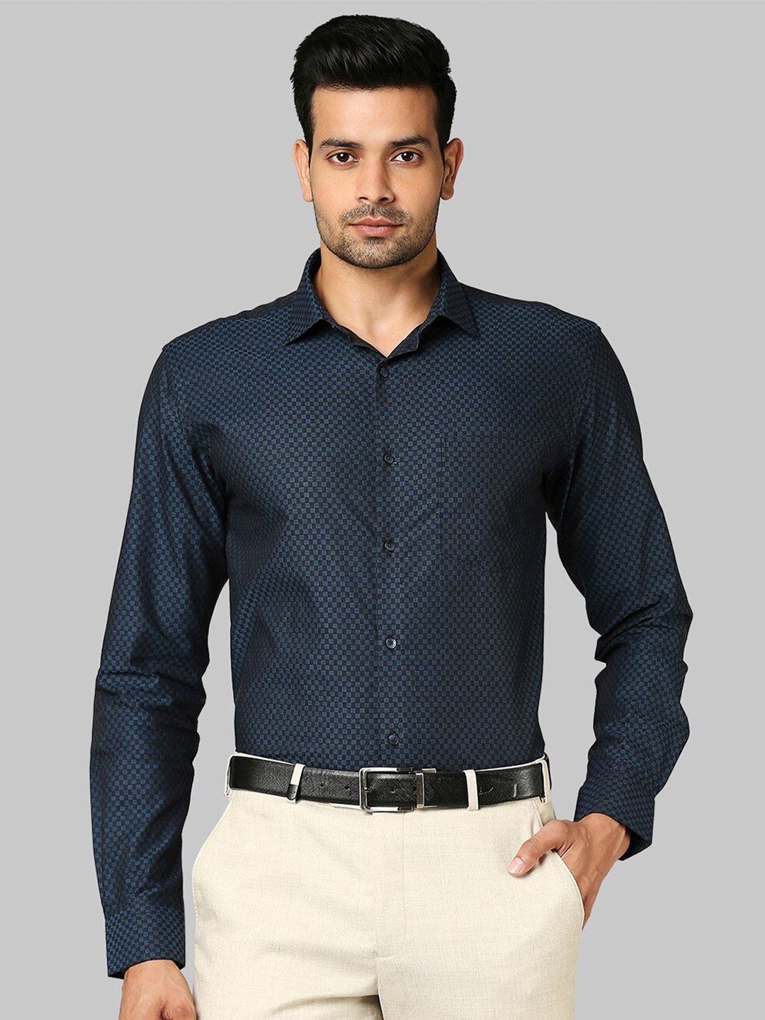 

Park Avenue Men Blue Slim Fit Formal Shirt