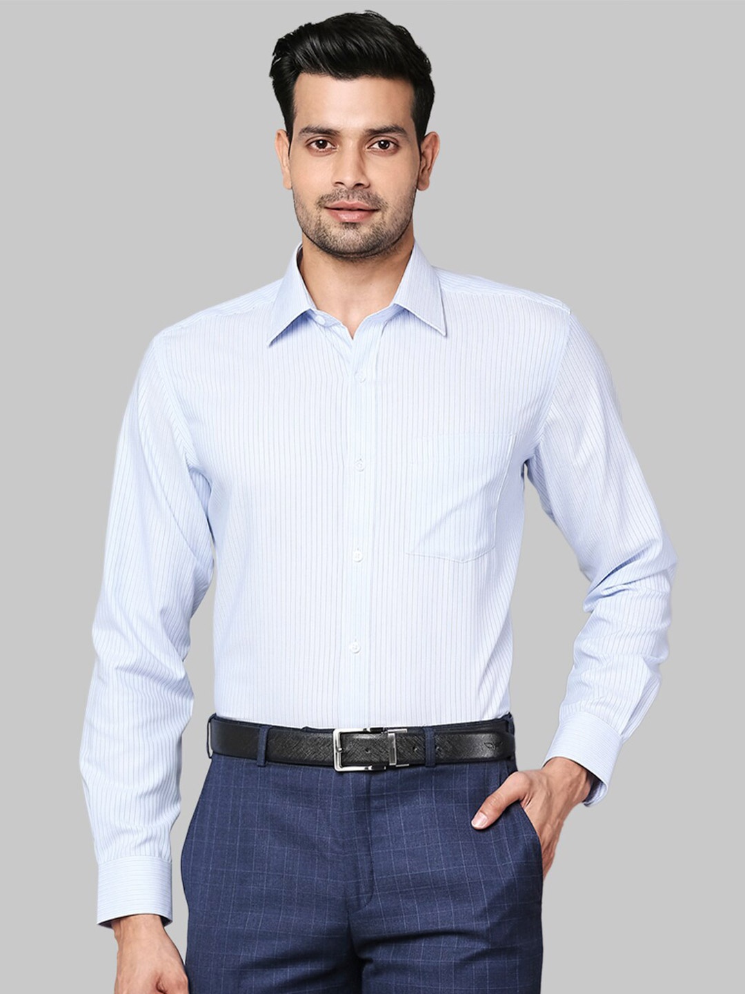 

Park Avenue Men Blue Striped Formal Shirt