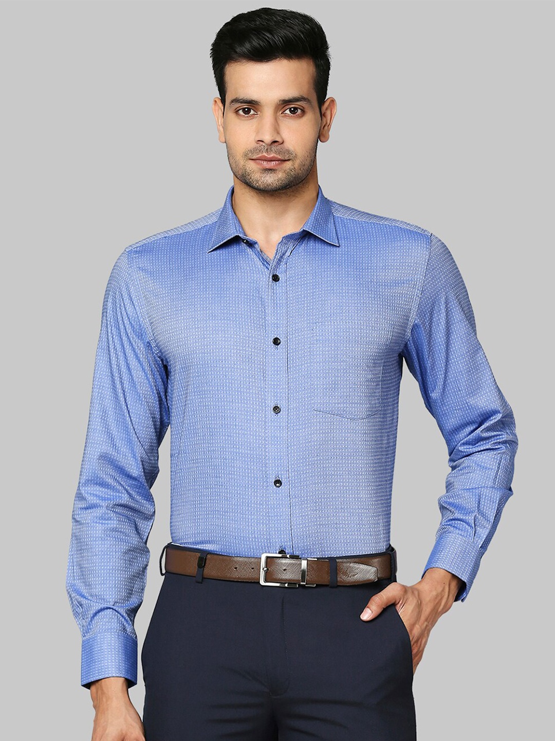 

Park Avenue Men Blue Formal Shirt