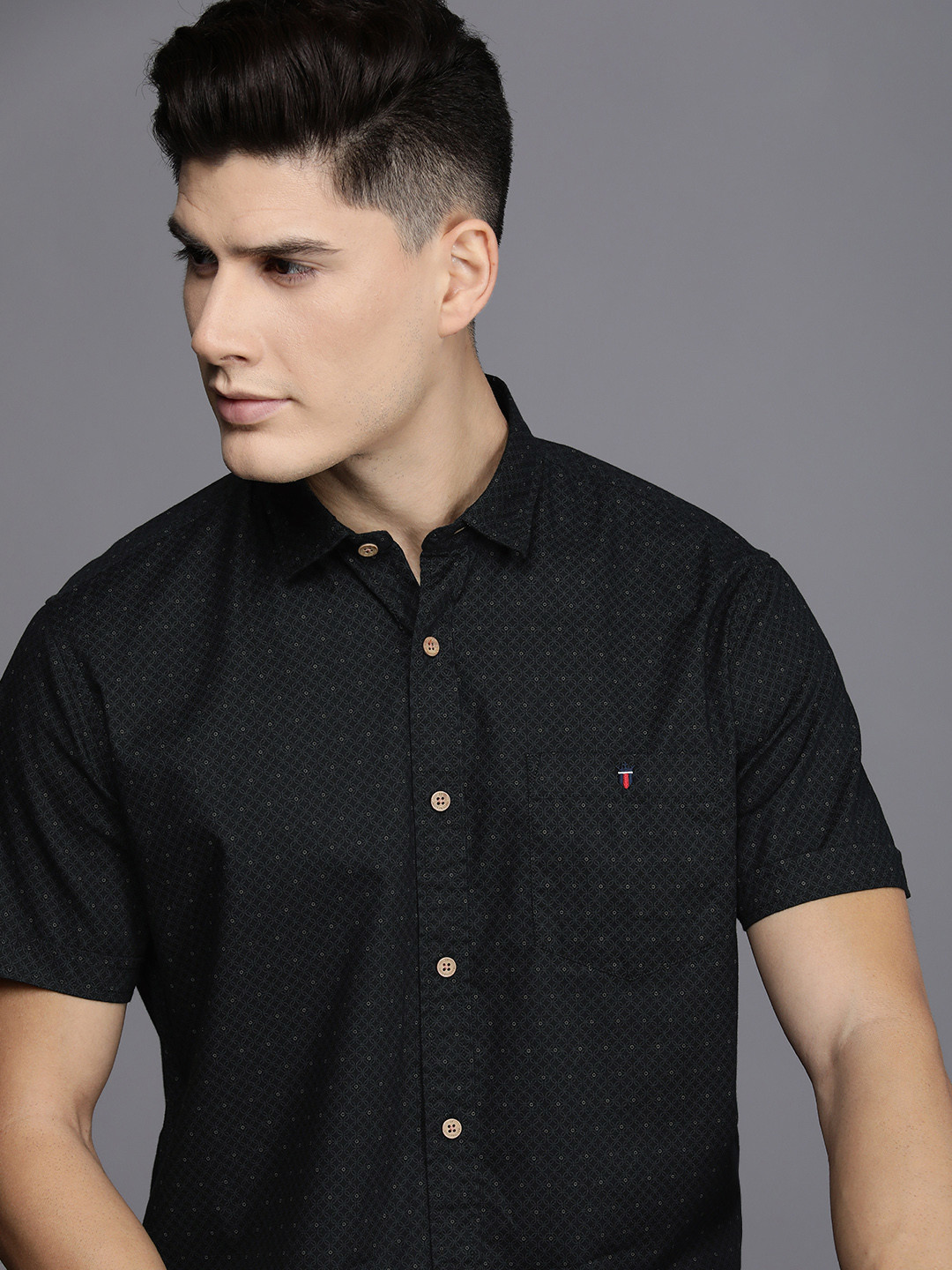 

Louis Philippe Jeans Men Pure Cotton Slim Fit Printed Casual Shirt, Black