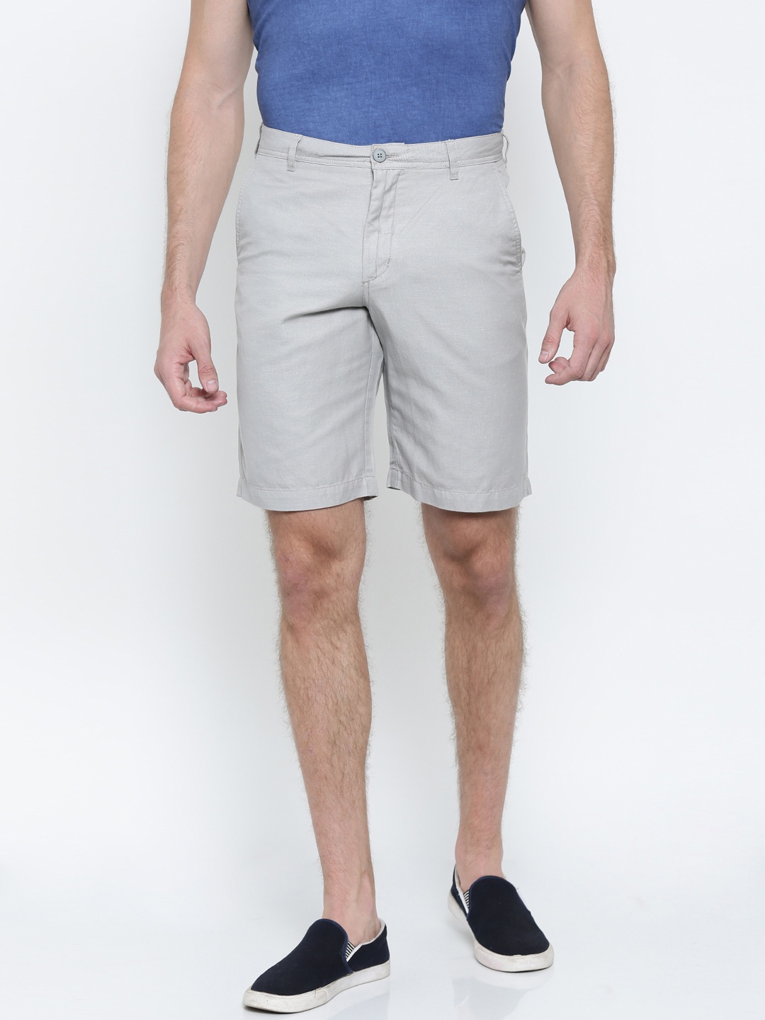

ColorPlus Men Grey Solid Tailored Fit Shorts