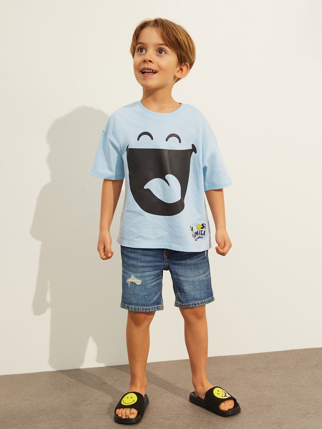 

H&M Boys Blue Oversized Printed Cotton T-shirt