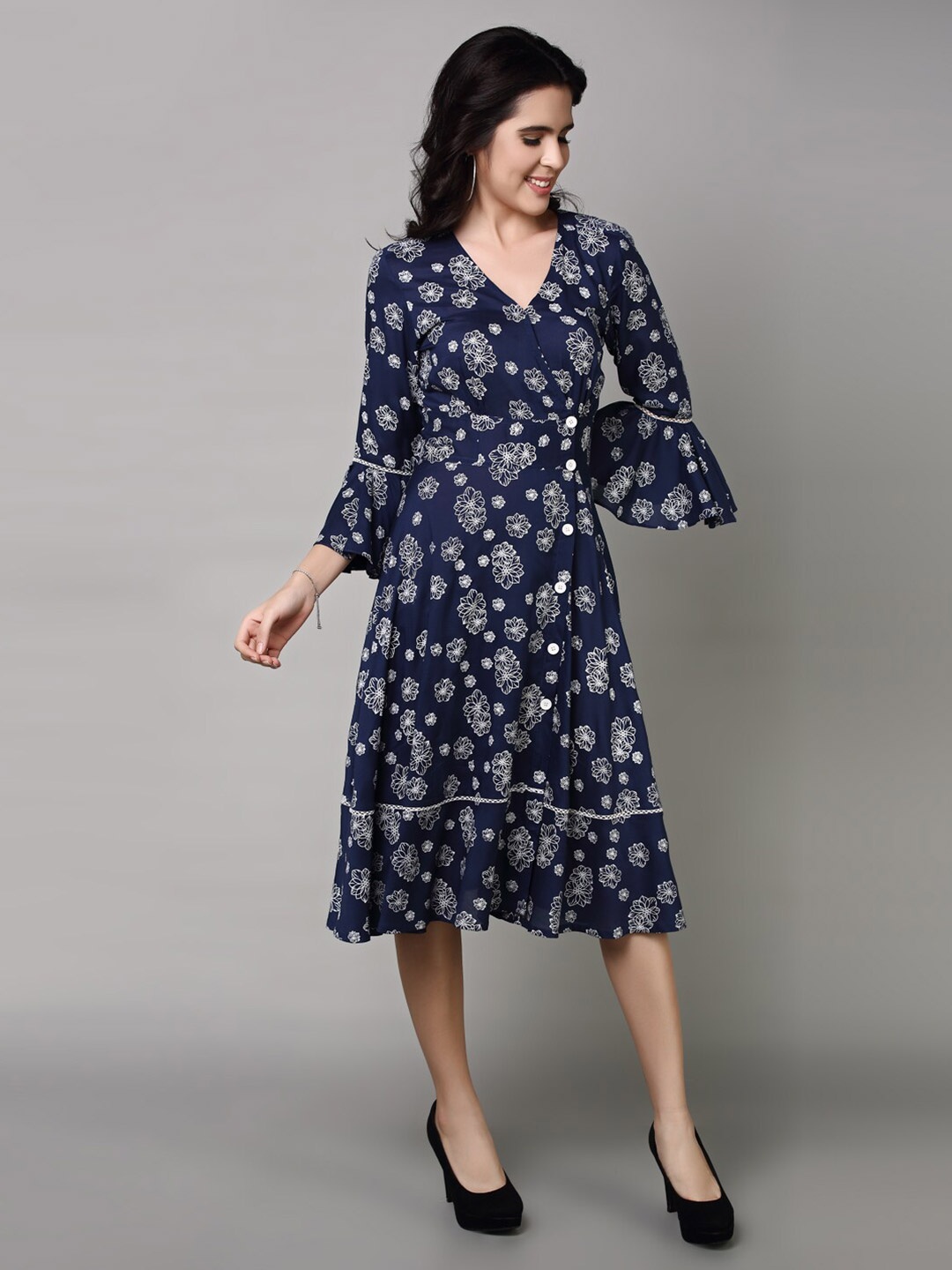 

aturabi Women Navy Blue Floral Printed Midi Dress