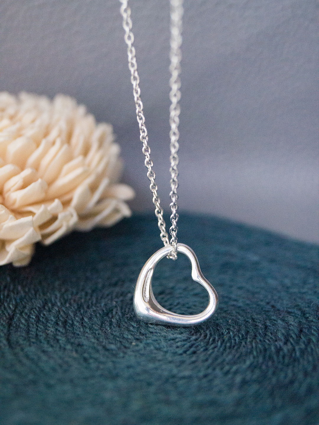 

MANNASH Silver-Toned Sterling Silver Rhodium-Plated Handcrafted Necklace