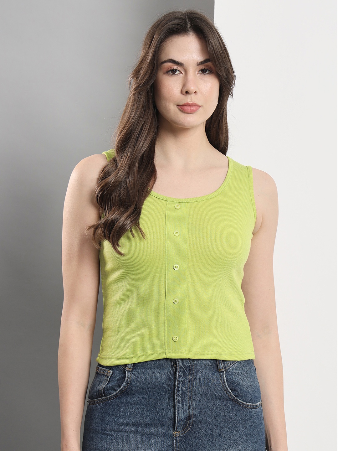 

Q-rious Women Pastel Green Solid Crop Top