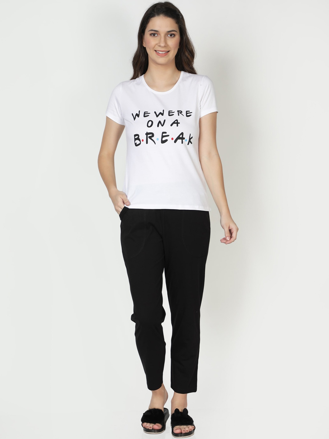 

CLUB A9 Women White & Black Printed Pure Cotton Night suit