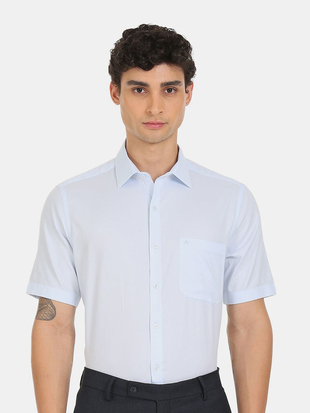 

Arrow Men Blue Casual Shirt