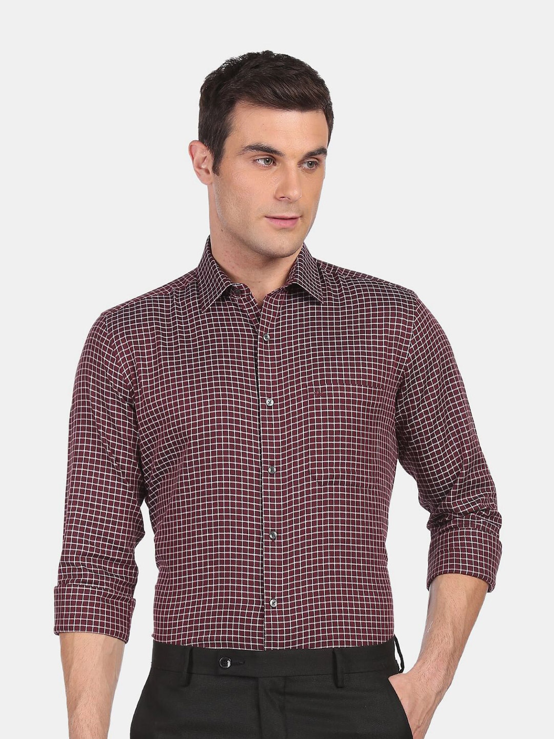 

Arrow Men Purple Checked Casual Shirt