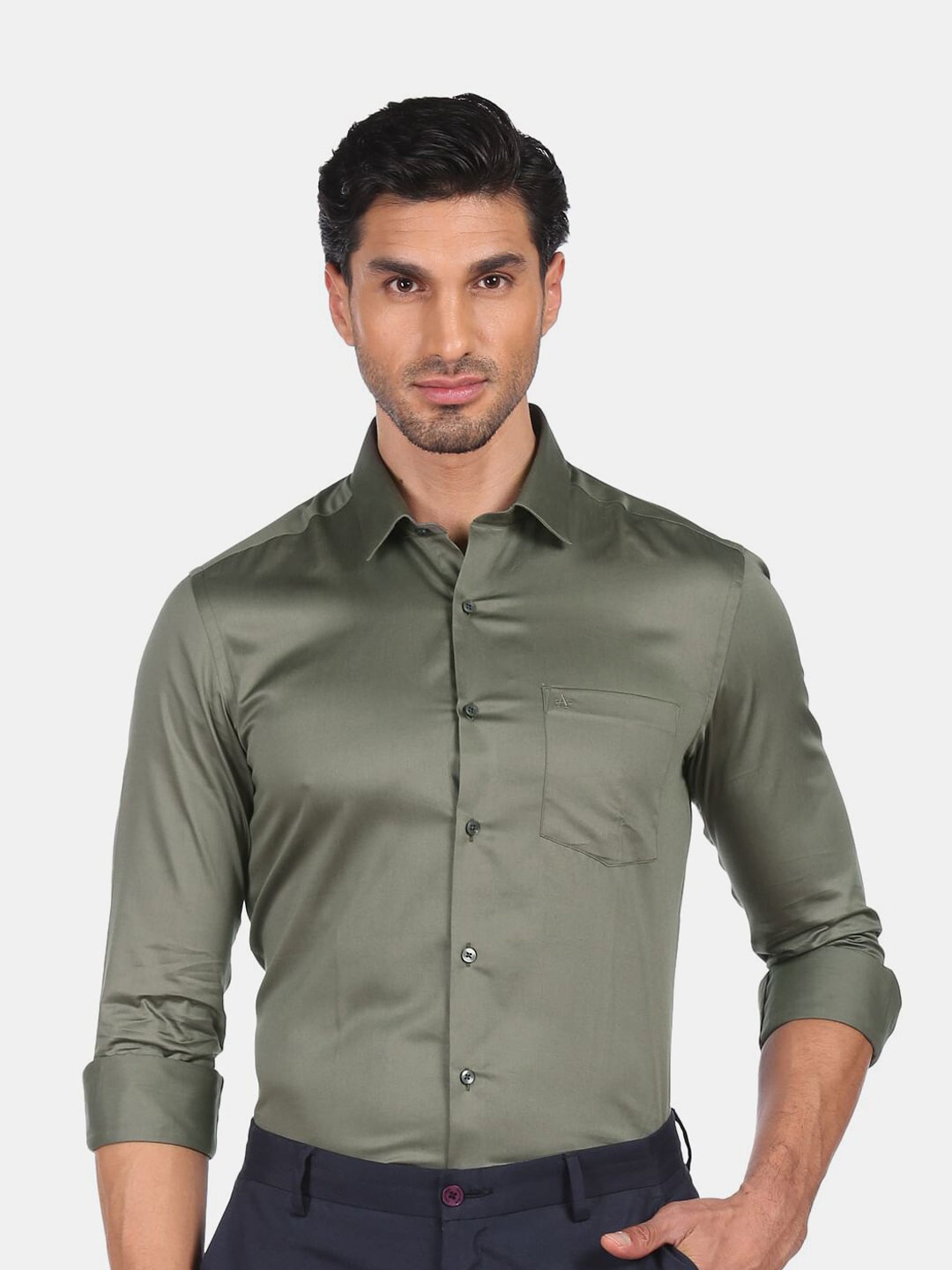 

Arrow Men Green Slim Fit Semiformal Shirt