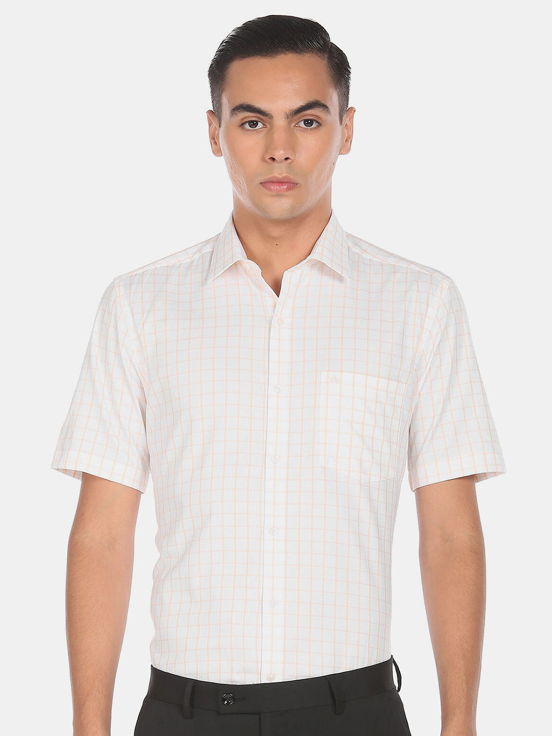 

Arrow Men Yellow Checked Pure Cotton Casual Shirt