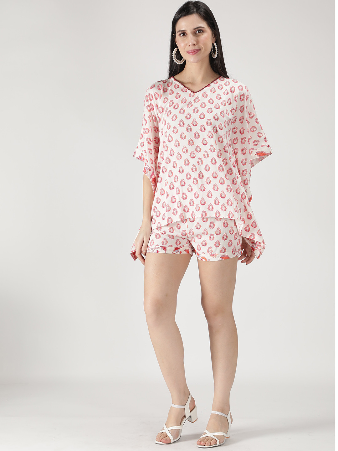 

DUSK ATTIRE Women White & Pink Printed Night suit