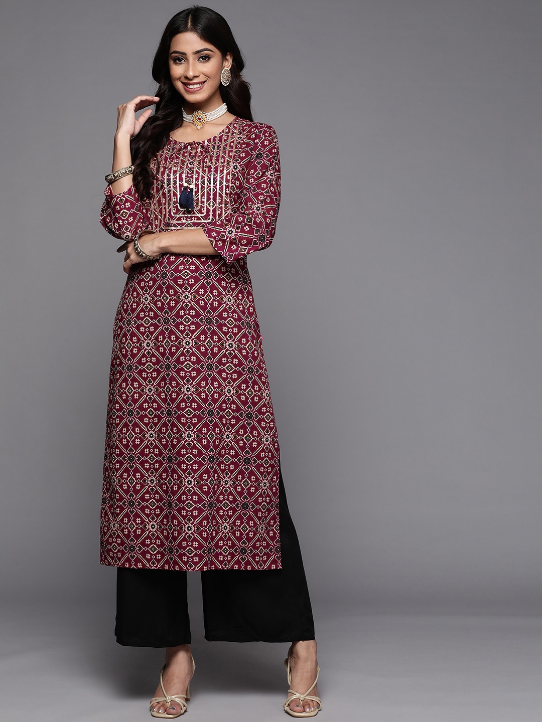 

Varanga Women Maroon & Beige Cotton Ethnic Motifs Printed Straight Kurta