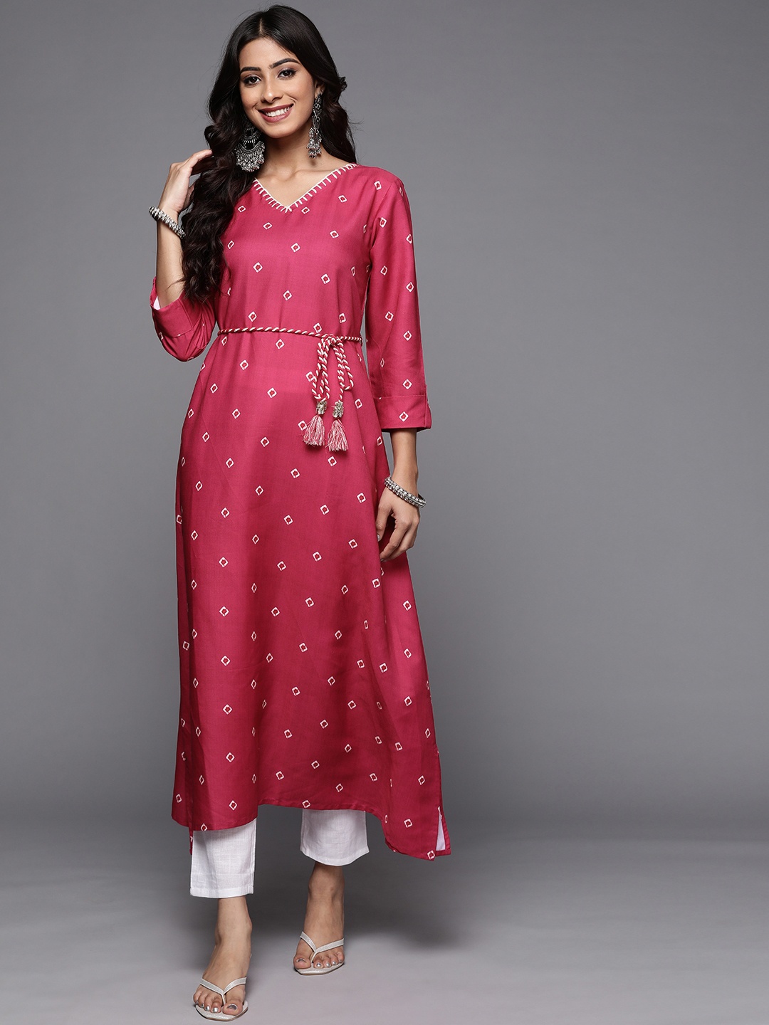 

Varanga Women Pink & White Bandhani Printed Thread Work Indie Prints Kurta