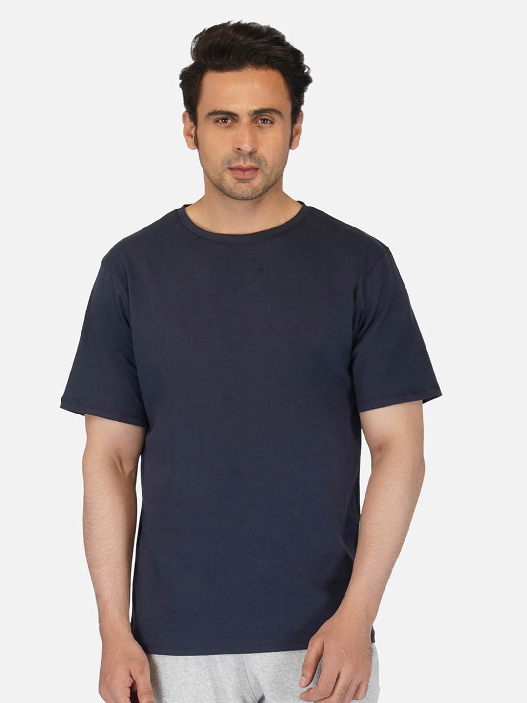 

IMPERATIVE Men Navy Blue Drop-Shoulder Sleeves Anti Odour T-shirt