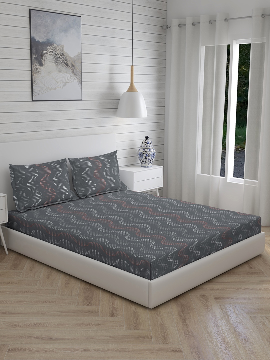 

Layers Grey & White 144 TC King Bedsheet with 2 Pillow Covers 27 x 18 inches