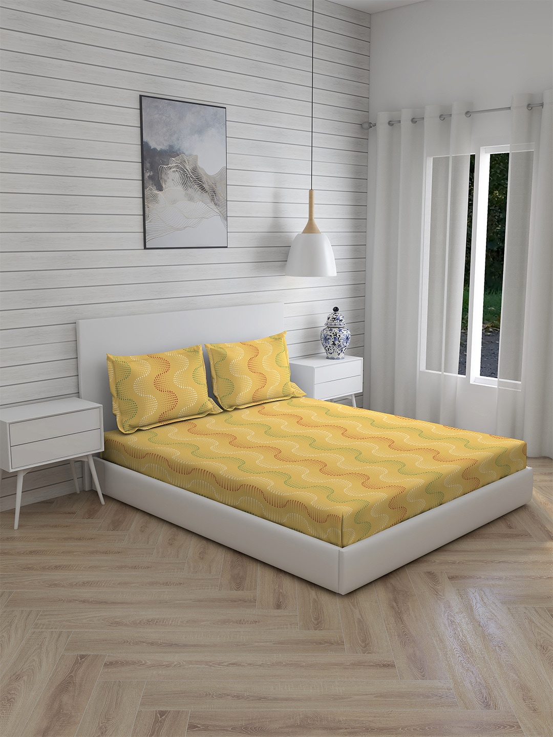 

Layers Yellow & Green Graphic 144 TC King Bedsheet with 2 Pillow Covers