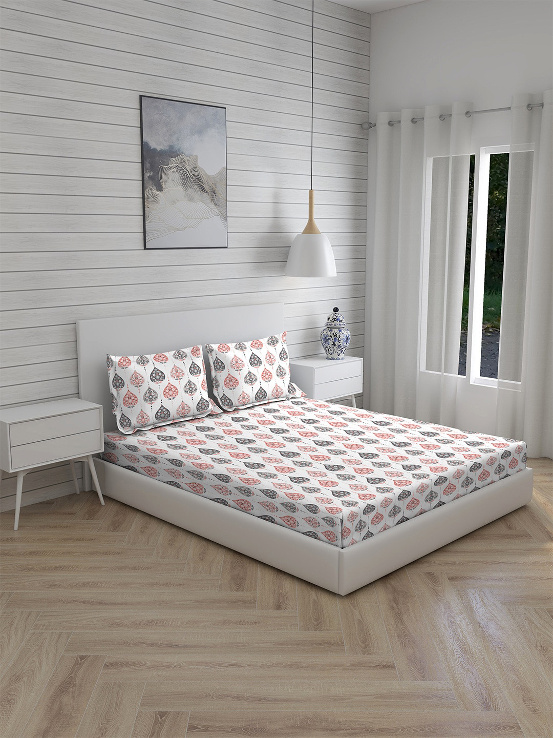 

Layers Grey & White Ethnic Motifs 144 TC King Bedsheet with 2 Pillow Covers