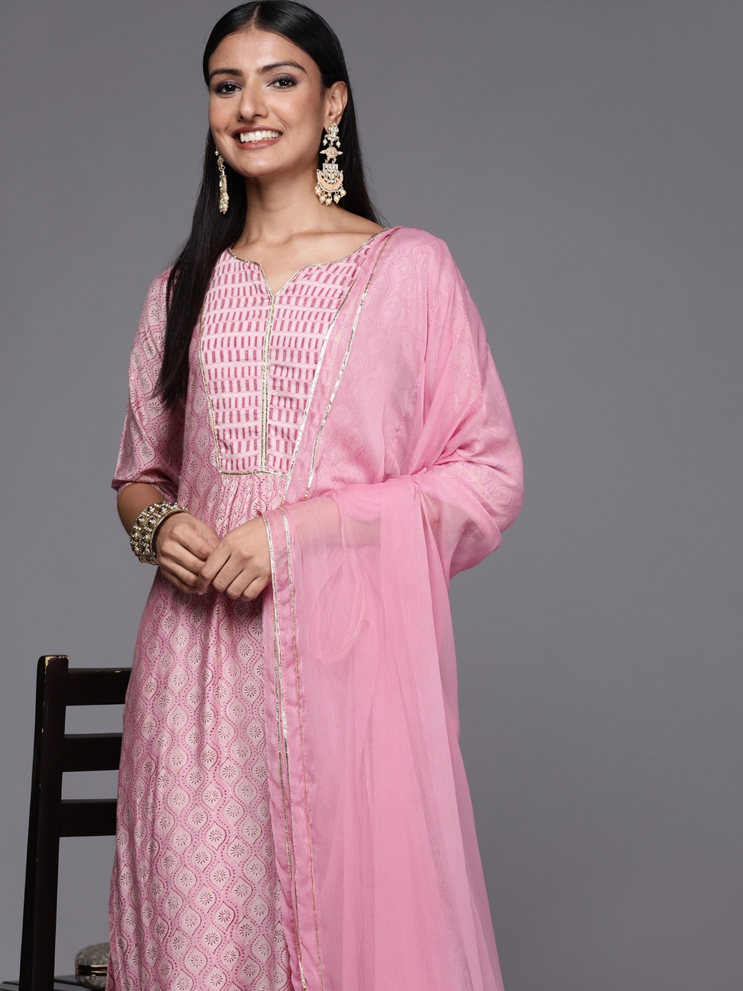 

Libas Women Pink Floral Printed Gotta Patti Kurta with Trousers & With Dupatta