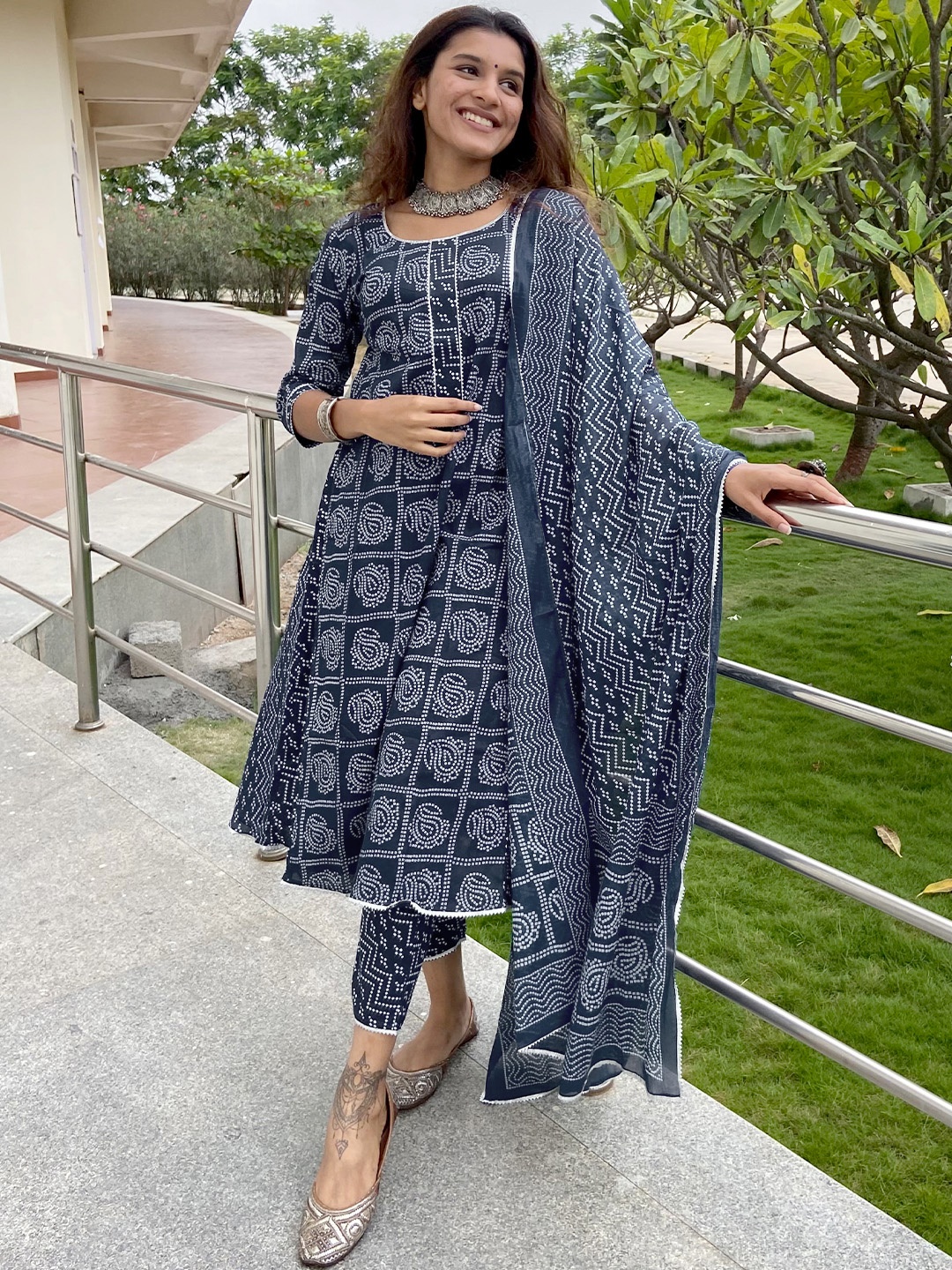 

Libas Women Blue Bandhani Printed Pure Cotton Kurta with Trousers & With Dupatta