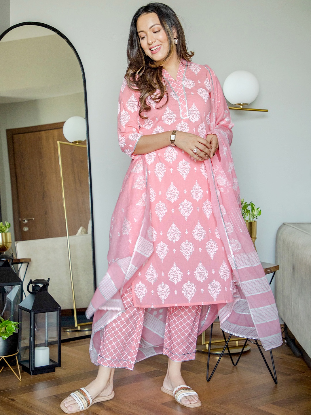 

Libas Women Pink Floral Printed Gotta Patti Pure Cotton Kurta with Trousers & With Dupatta