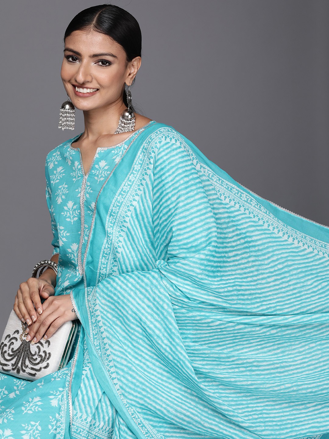 

Libas Women Blue Floral Printed Pure Cotton Kurta with Trousers & Dupatta
