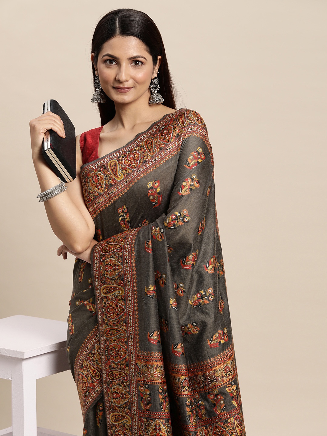 

AYKA CLOTHINGS Grey & Orange Floral Jacquard Cotton Kanjeevaram Saree