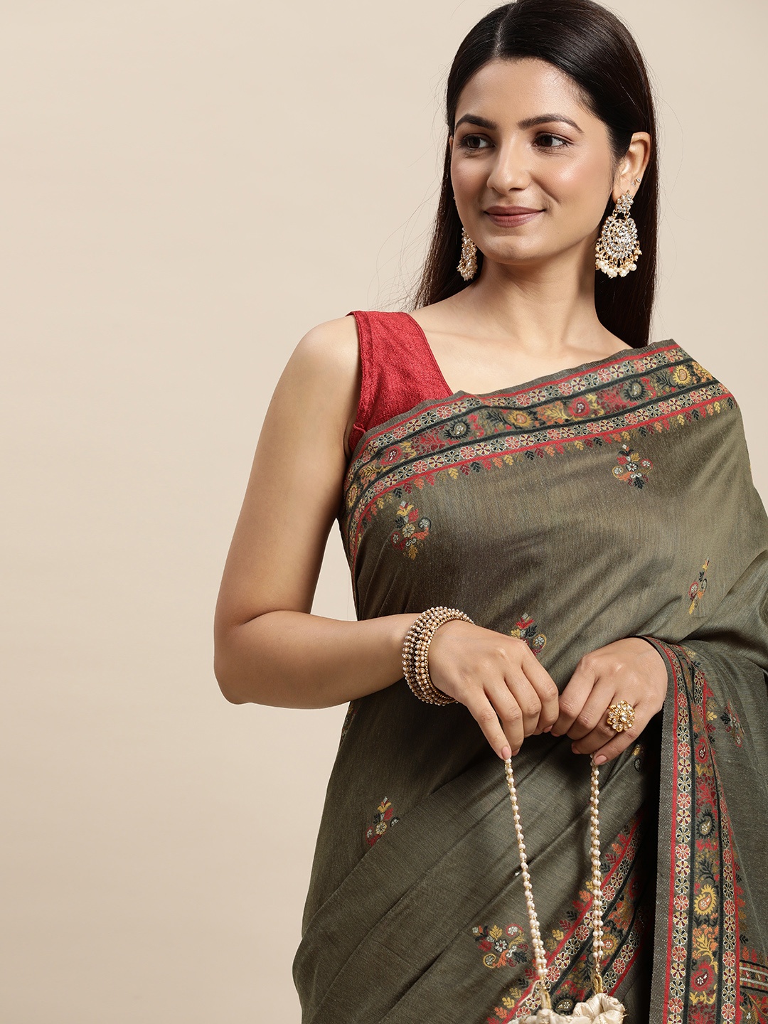 

AYKA CLOTHINGS Brown & Red Ethnic Motifs Woven Design Kanjeevaram Saree