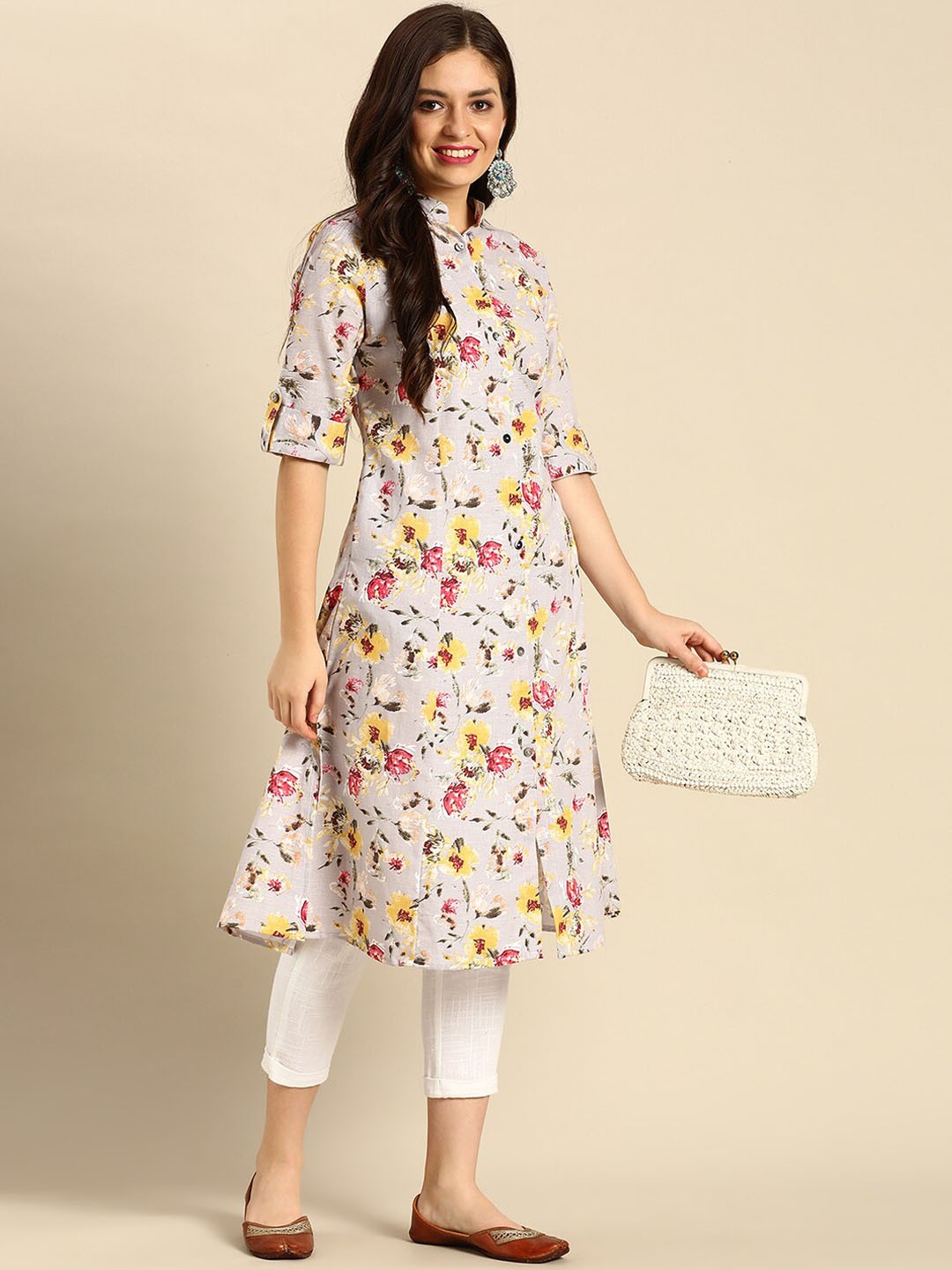 

FLAVIDO Women Grey Floral Printed Kurta