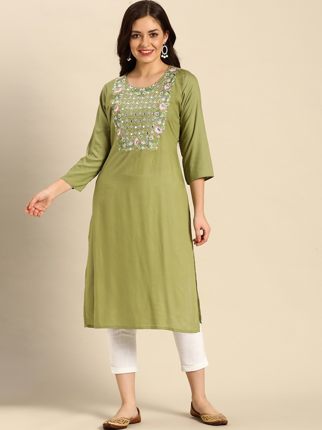 

FLAVIDO Women Green Floral Yoke Design Kurta