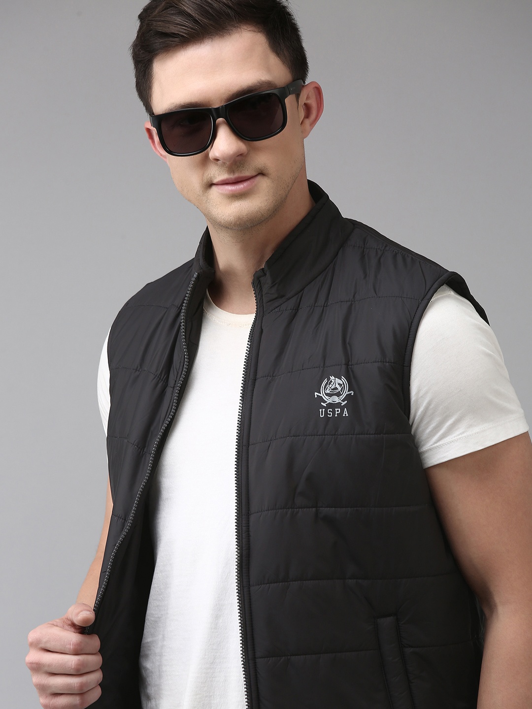 

U S Polo Assn Men Black Brand Logo Printed Sleeveless Padded Jacket