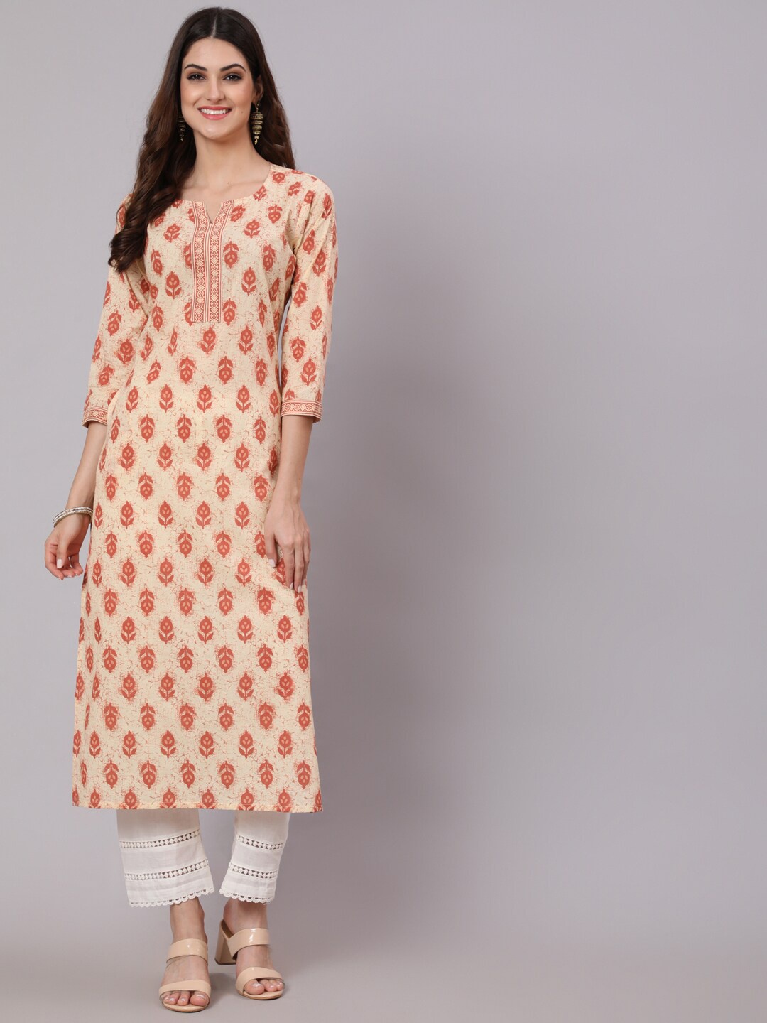 

Nayo Women Cream Ethnic Printed Straight Kurta With Three Quarter Sleeves