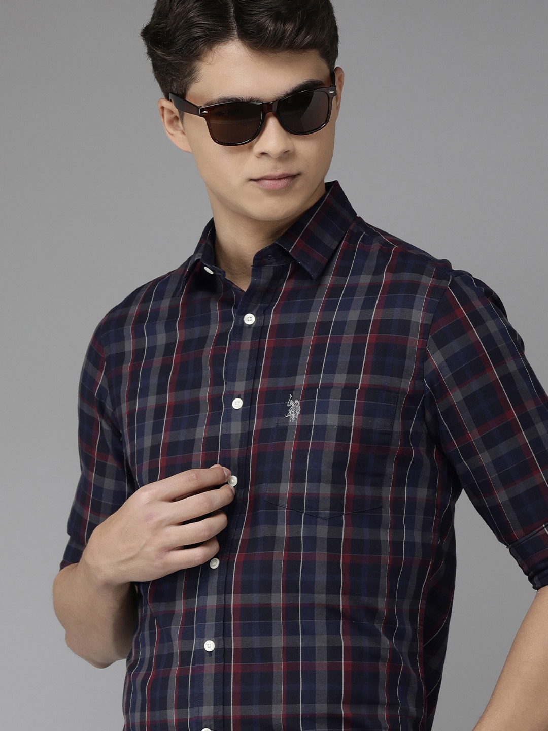 

U S Polo Assn Men Navy Blue & Red Tailored Fit Checked Pure Cotton Casual Shirt