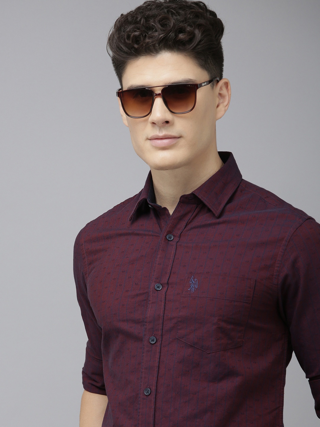 

U.S. Polo Assn. Men Maroon Tailored Fit Striped Pure Cotton Casual Shirt