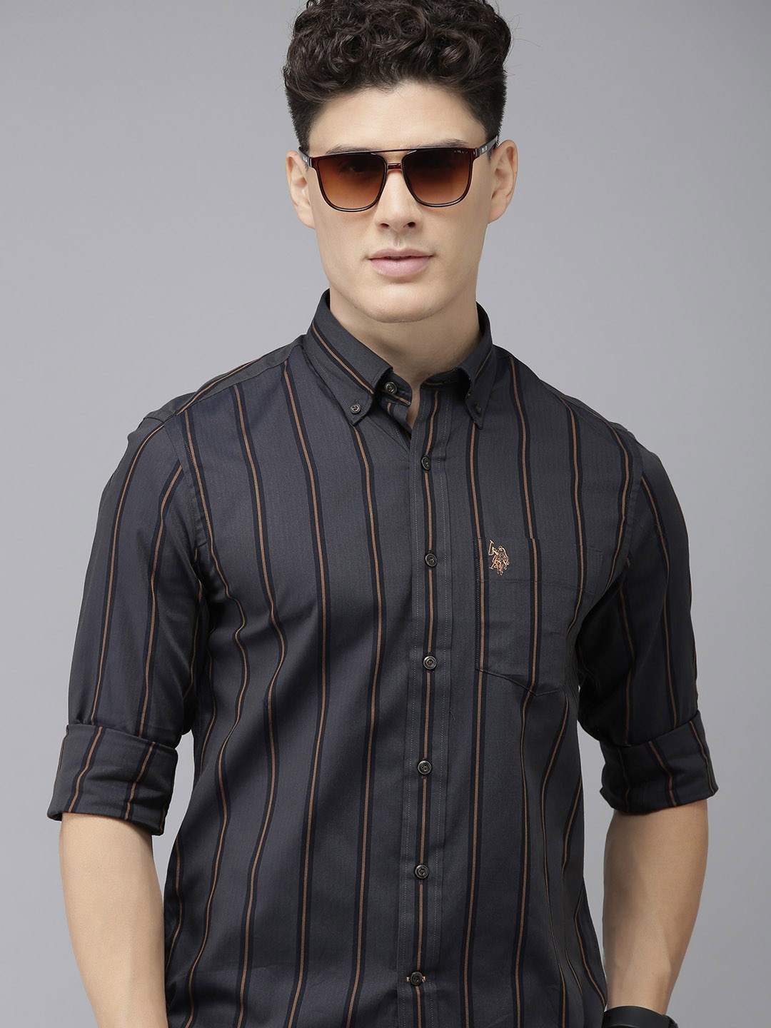 

U S Polo Assn Men Charcoal Black And Peach Tailored Fit Striped Pure Cotton Casual Shirt