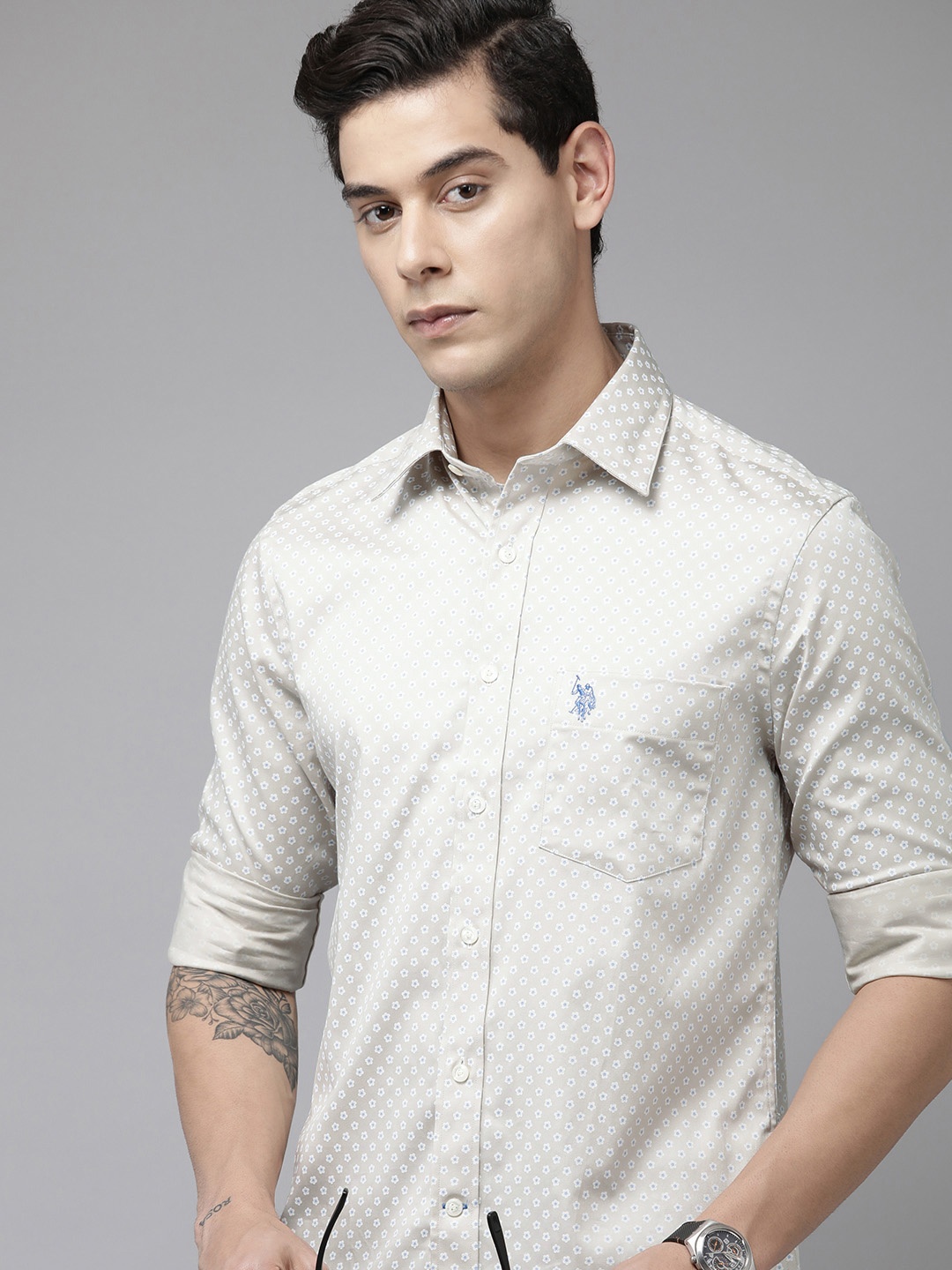 

U.S. Polo Assn. Men Beige Tailored Fit Floral Opaque Printed Casual Shirt