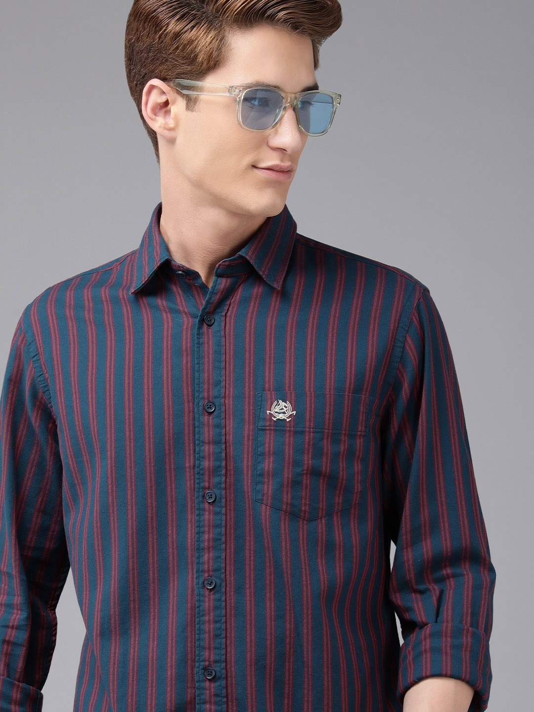 

U.S. Polo Assn. Men Navy Blue Tailored Fit Striped Pure Cotton Casual Shirt