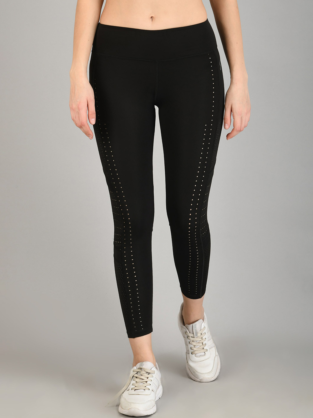 

FITLETHICS Women Black Solid Tights