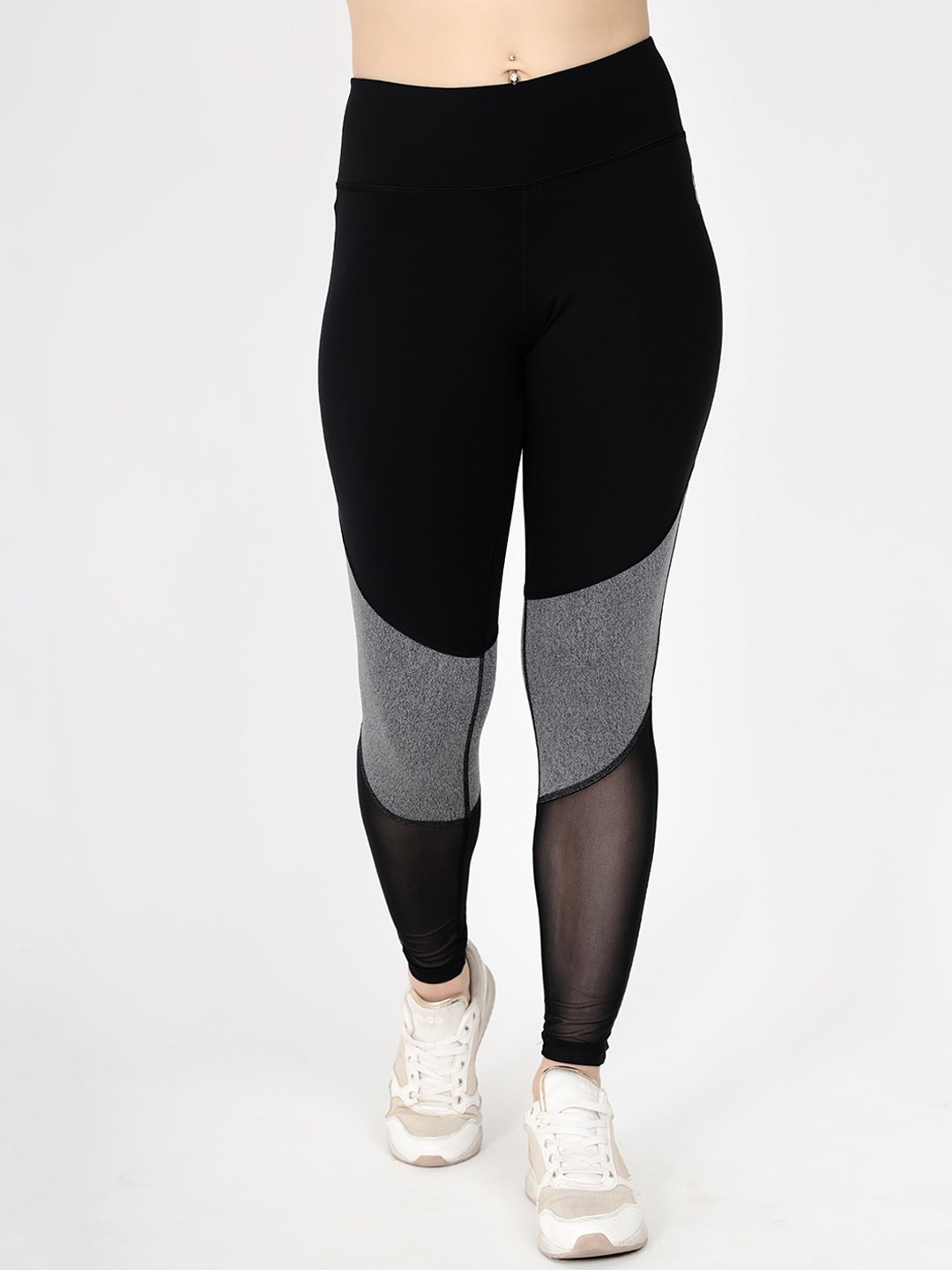

FITLETHICS Women Black Solid Ankle Length Training Tights