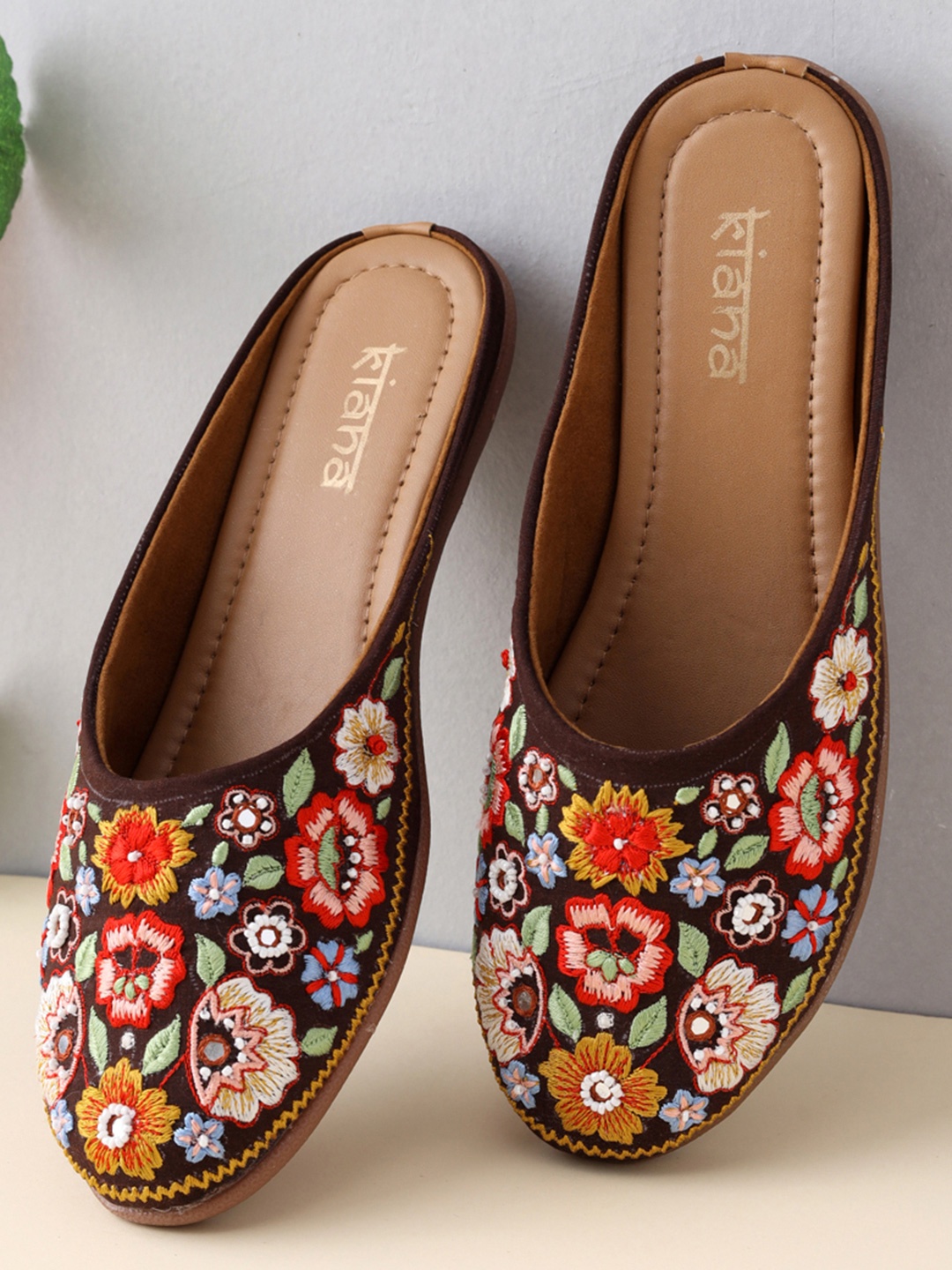 

Kiana House Of Fashion Women Brown Printed Canvas Ethnic Flats