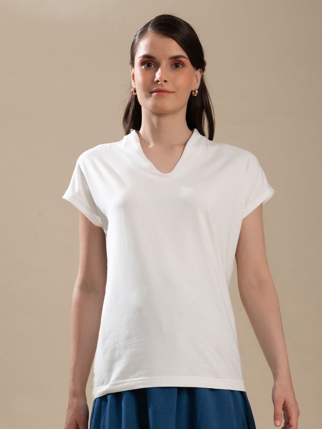 

B.Copenhagen Women Off White V-Neck Extended Sleeves T-shirt