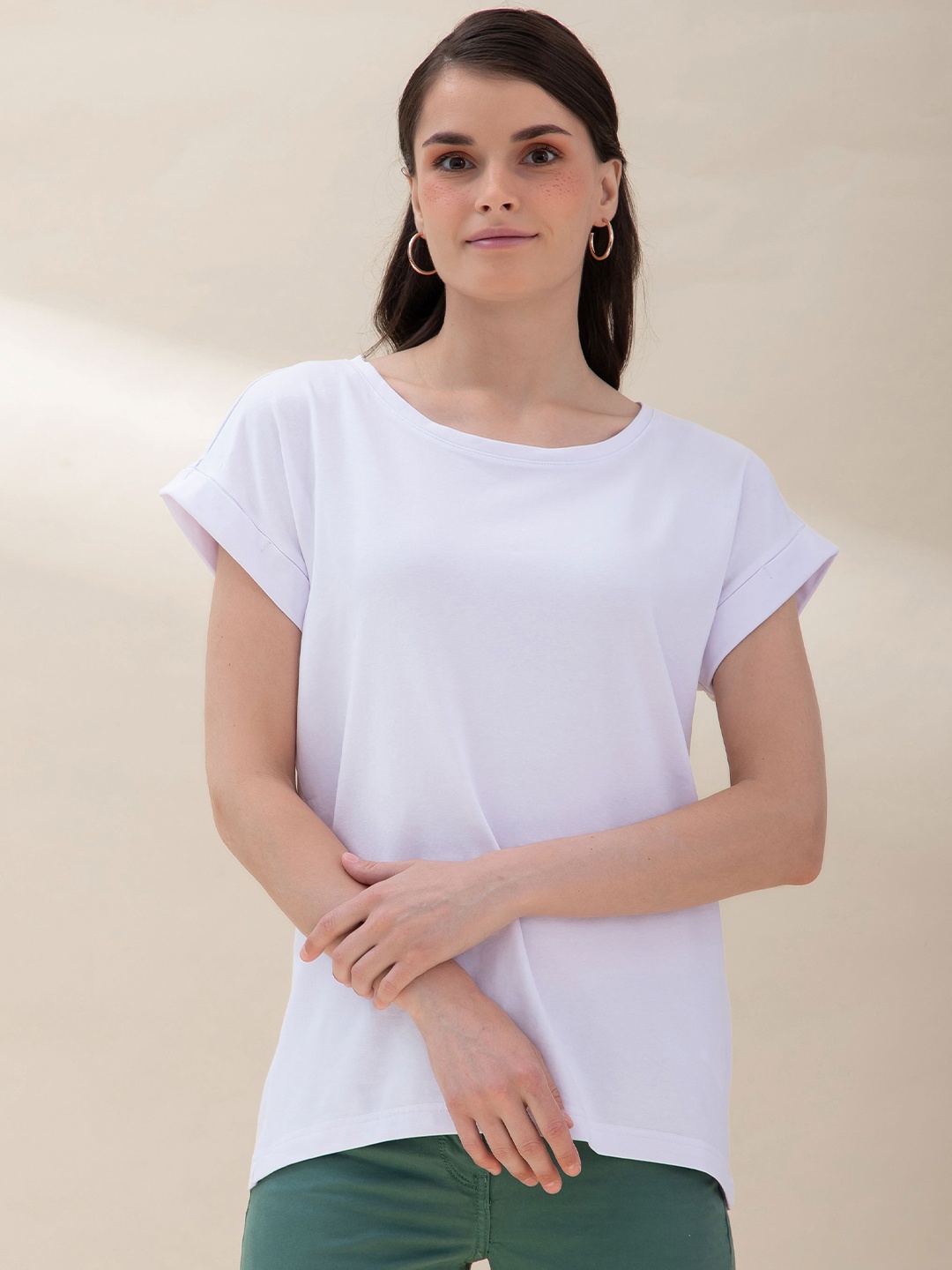 

B.Copenhagen Women White Extended Sleeves T-shirt