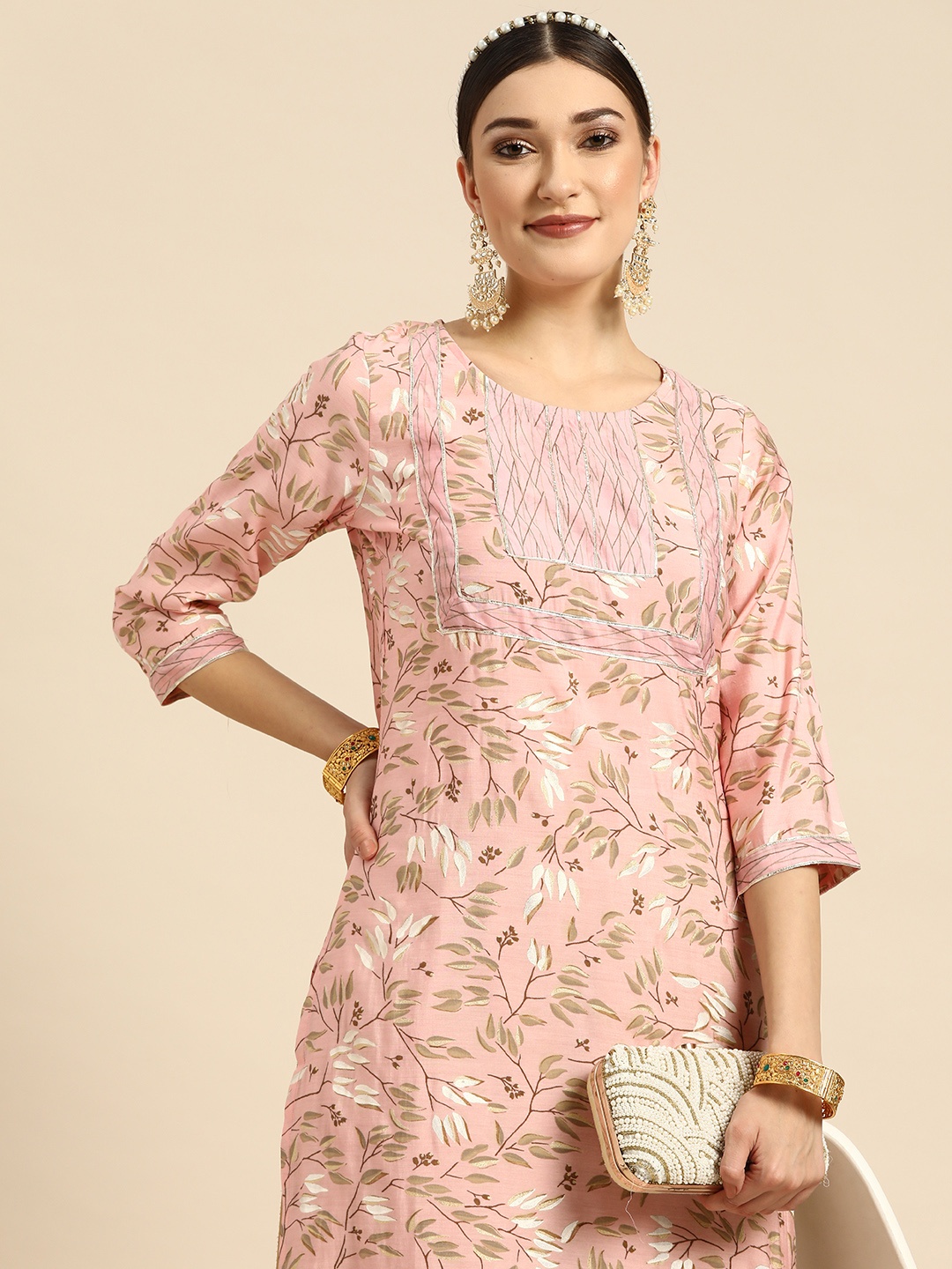 

Sangria Women Pink Floral Printed Straight Kurta