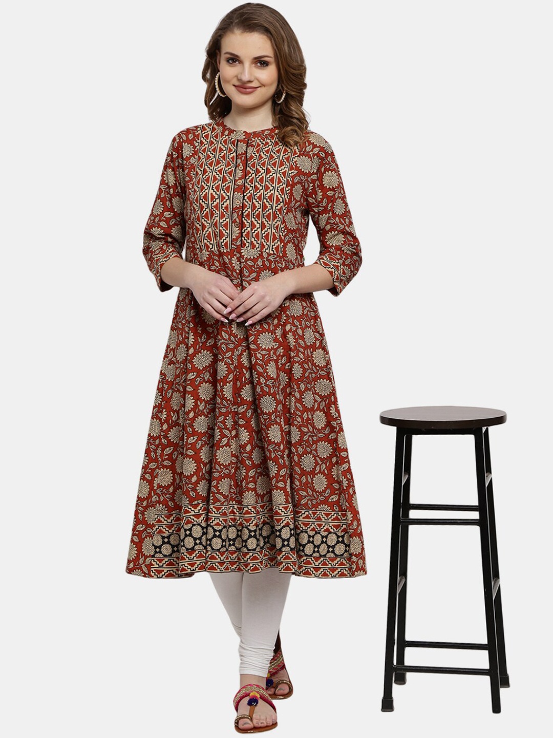 

V-Mart Women Maroon & Cream-Coloured Floral Printed Anarkali Kurta