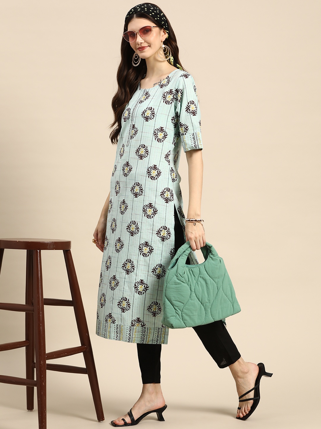 

Sangria Women Blue & Brown Ethnic Motifs Printed Kurta