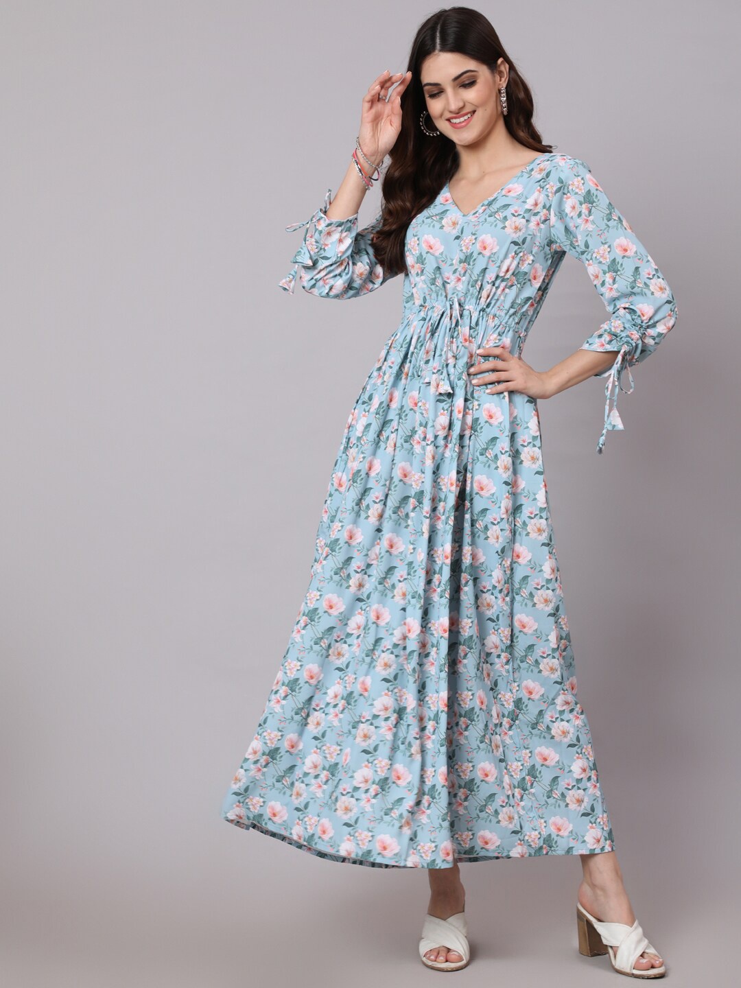 

Nayo Women Green Floral Crepe Maxi Dress