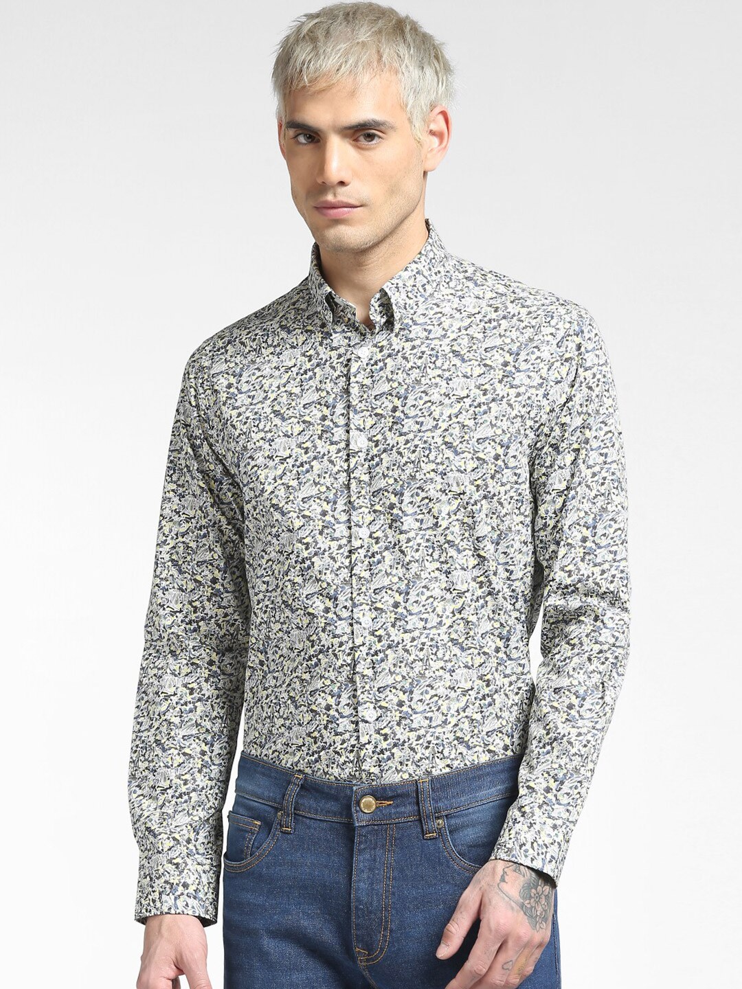 

Jack & Jones Men Blue Printed Casual Shirt