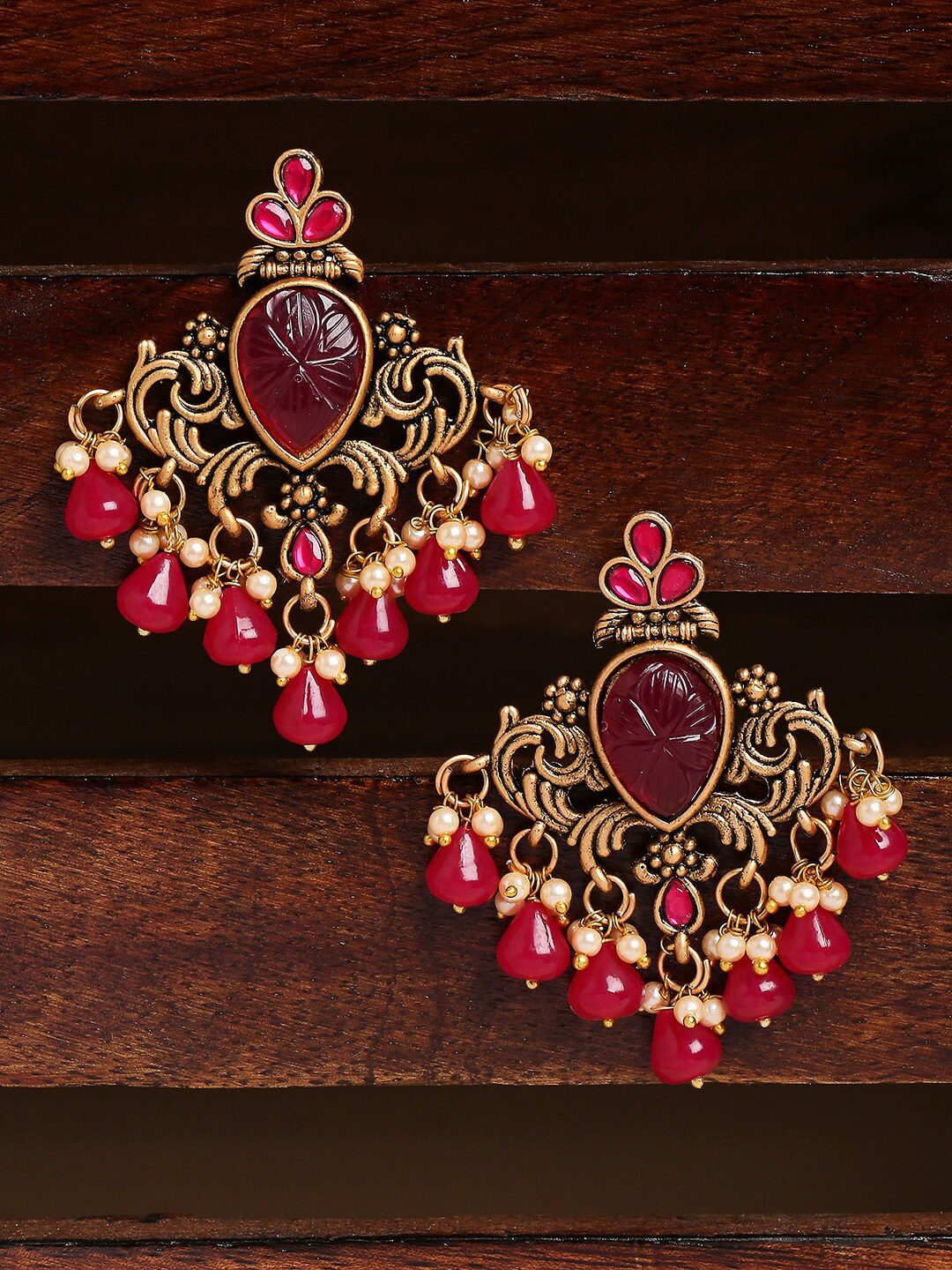 

OOMPH Maroon Floral Drop Earrings