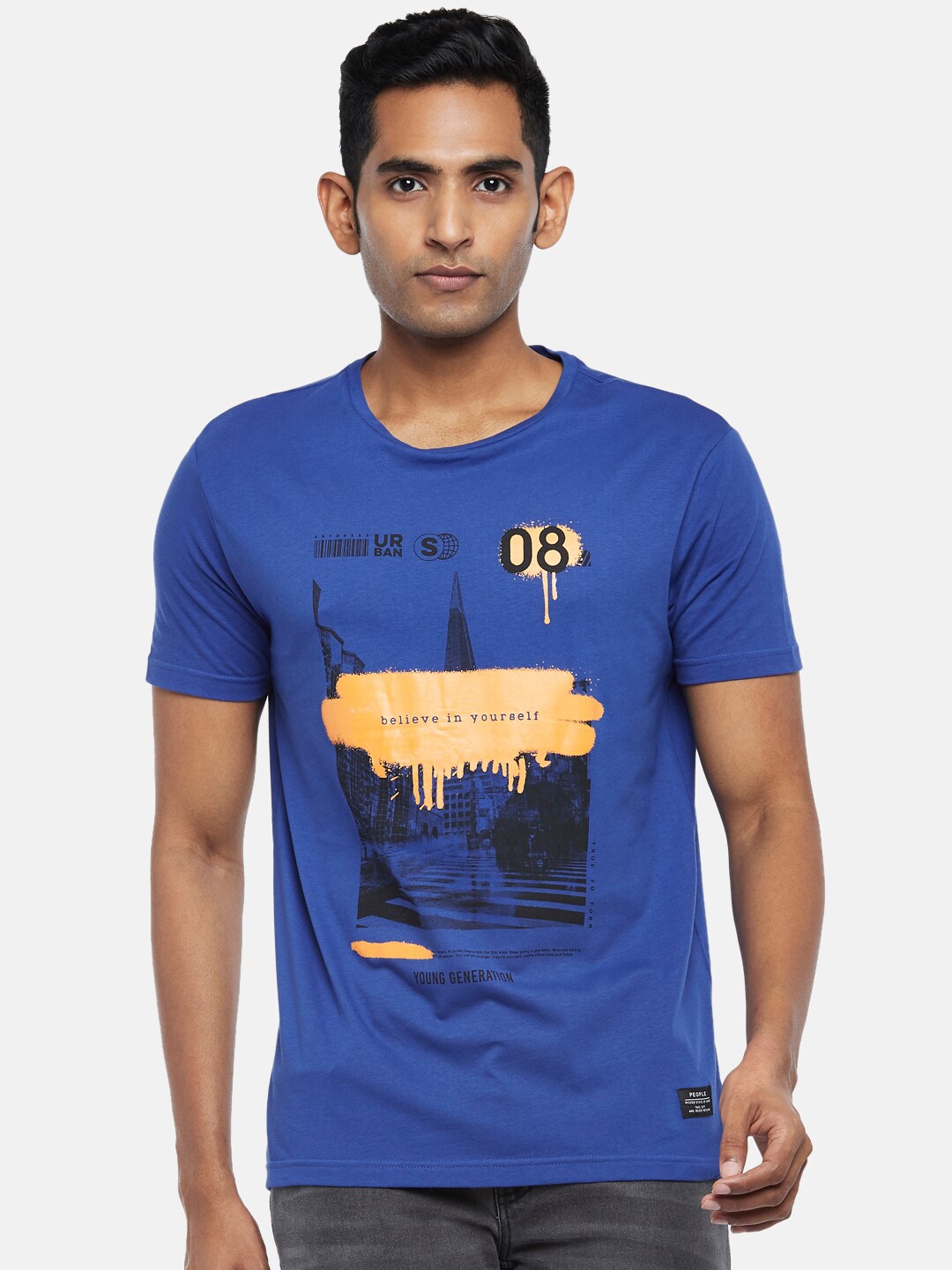 

People Men Blue Printed Slim Fit T-shirt