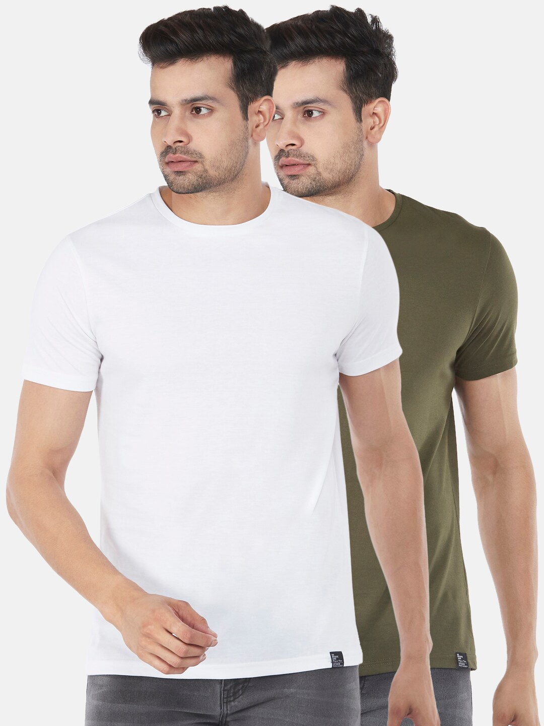 

People Men Pack of 2 Solid Slim Fit T-shirts, White